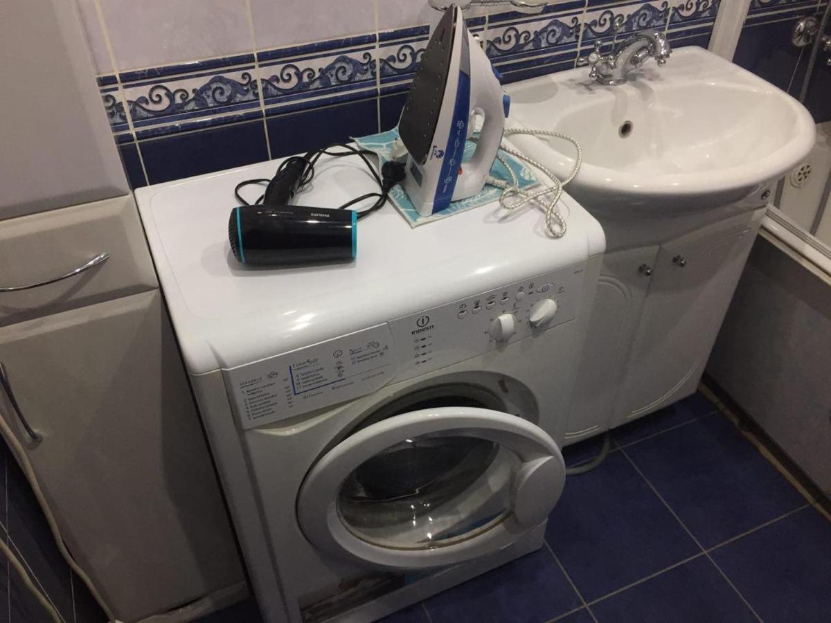 Uyutnaya Komnata Vozle Metro Aparthotel Minsk Esterno foto